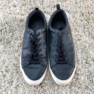 Banana Republic Mens Black Lace Up Sneakers
